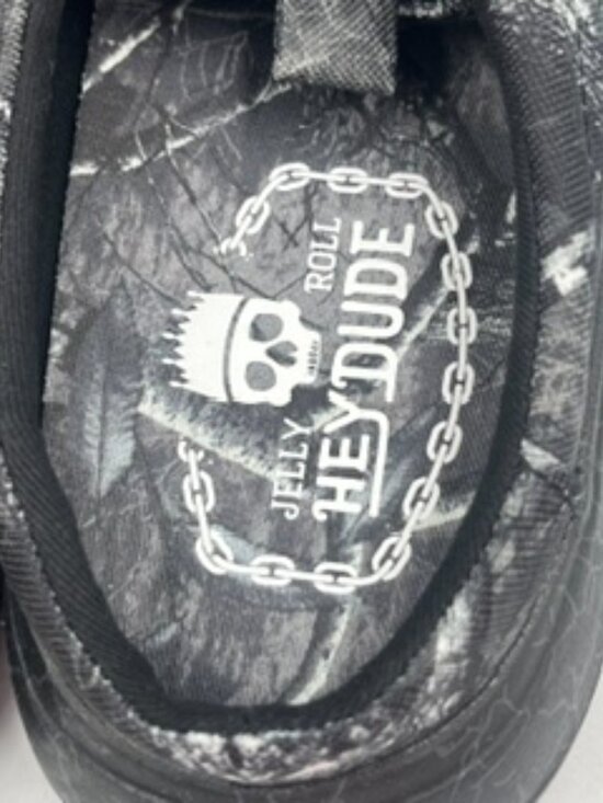 NEW Hey Dude X Jelly Roll Men’s size 10 RealTree Edge Wally Slip on shoes NWT